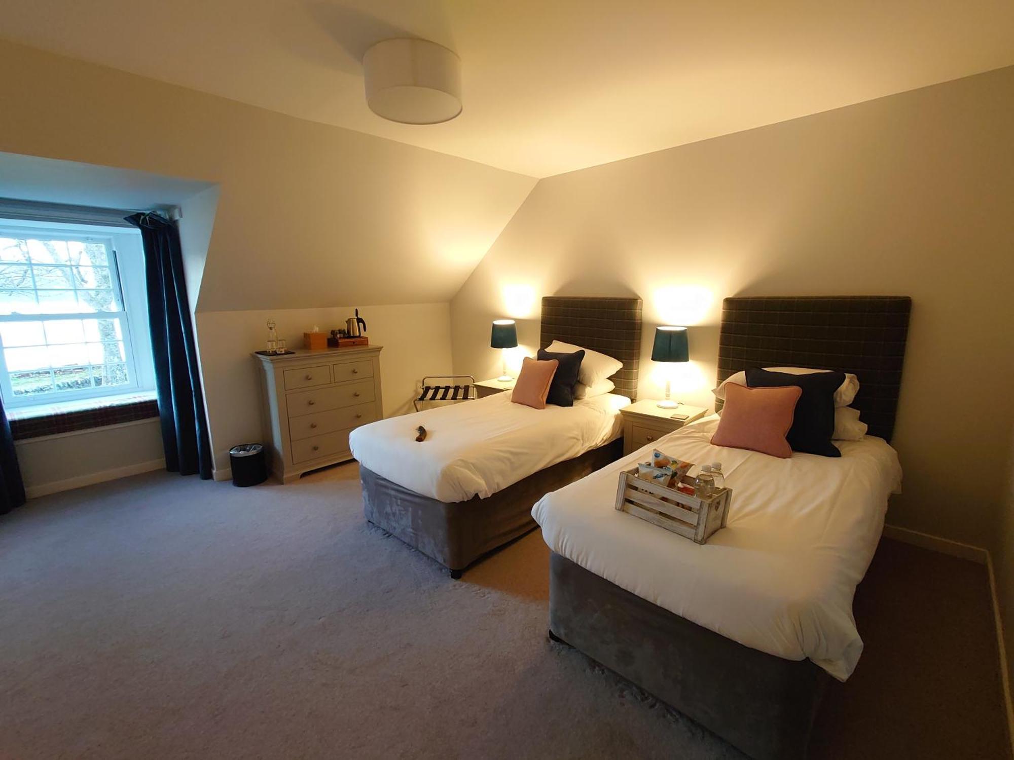 Kintail Lodge Hotel Kyle of Lochalsh Extérieur photo