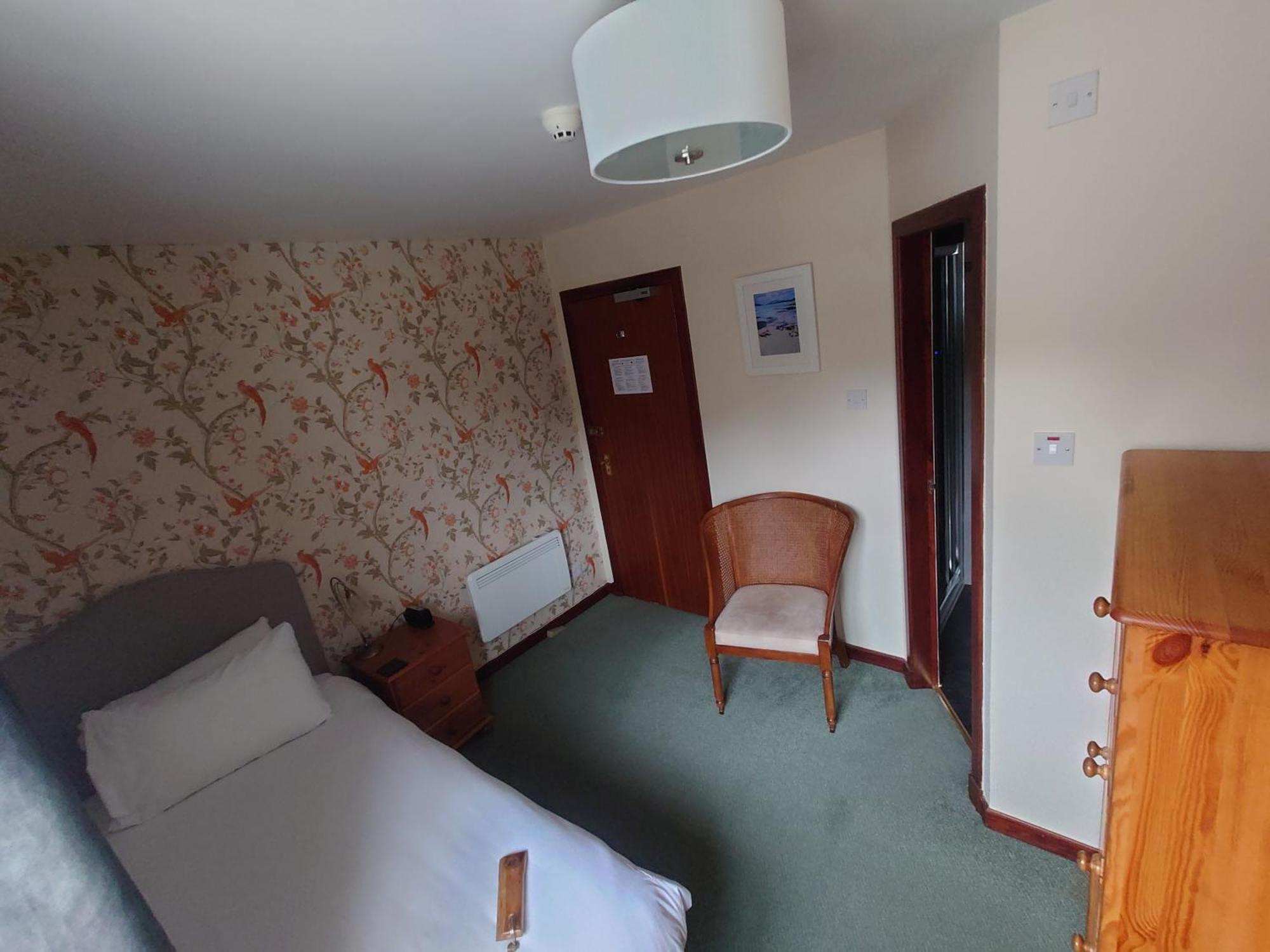 Kintail Lodge Hotel Kyle of Lochalsh Extérieur photo