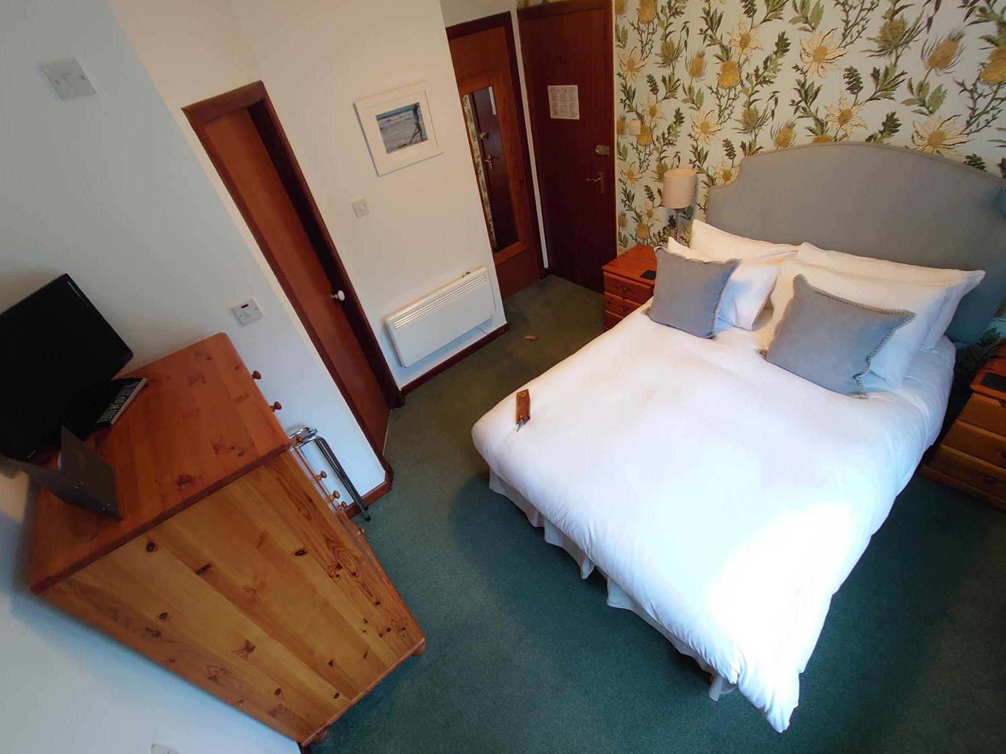 Kintail Lodge Hotel Kyle of Lochalsh Extérieur photo